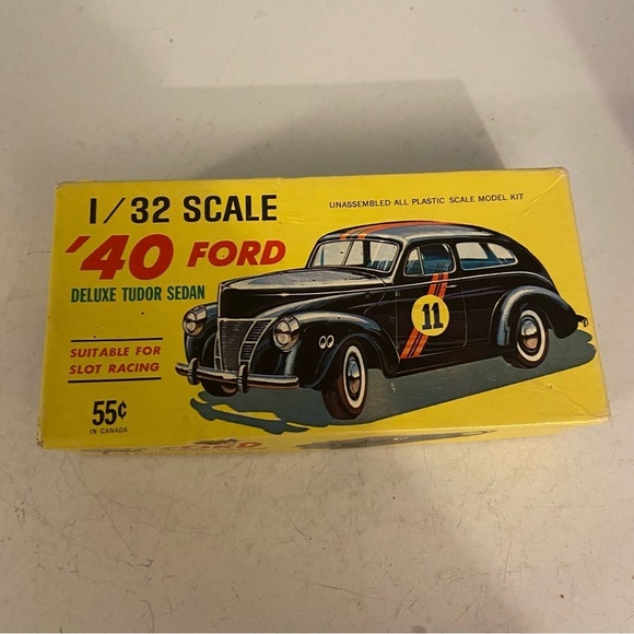 EMPTY📦 Vintage model car (1/32) cardboard box 1940 Ford Sedan car. - Picture 7 of 12